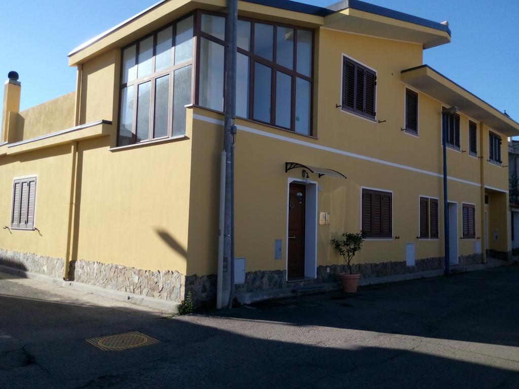 Casa Vacanze Rose E Fiori Sardegna San Vito  Kültér fotó